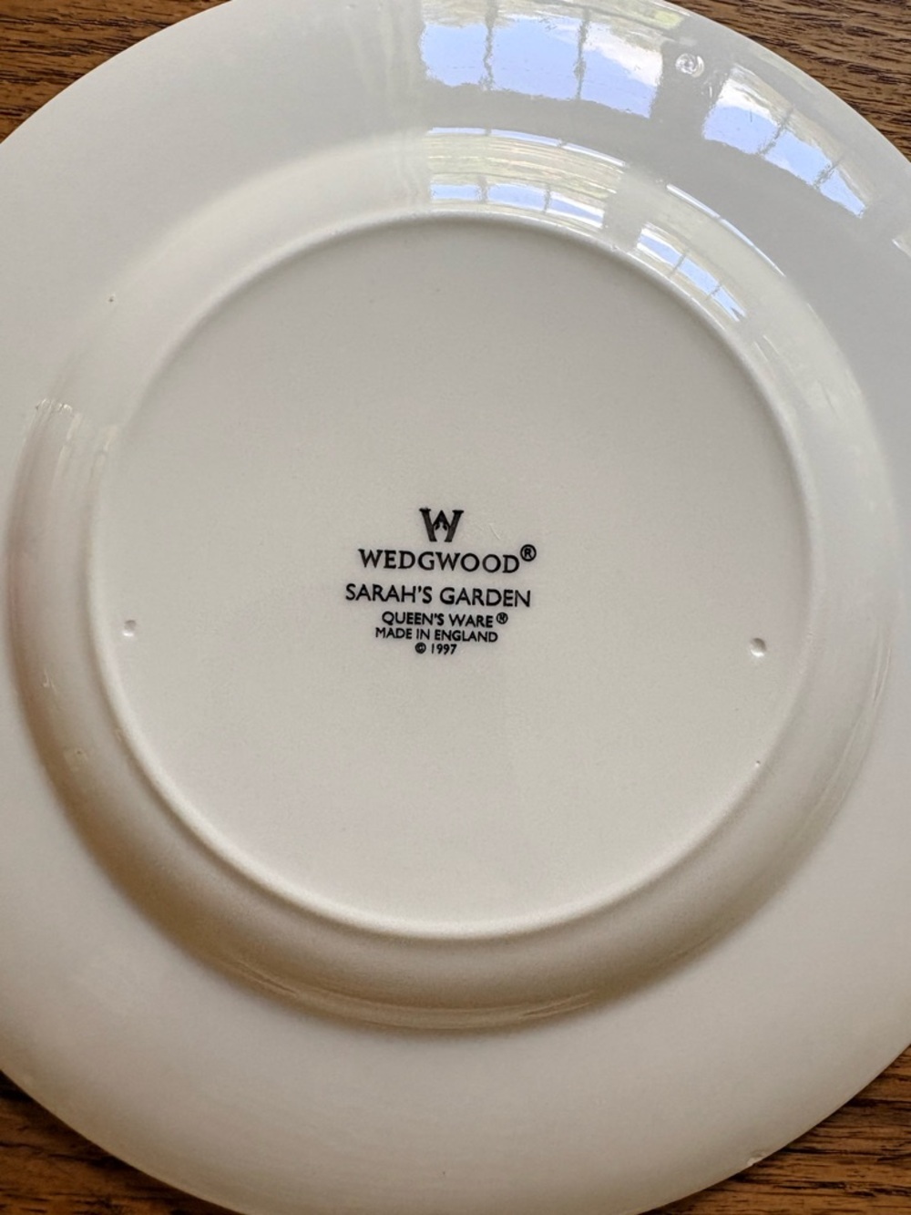 Wedgwood (3) Sarah’s Garden- 1997 Floral Accent salad Plates - Made in England - Picture 13 of 16